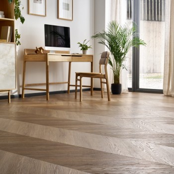 Arbiton Amaron Chevron CLC 229 ROCHESTER OAK klikkes halszálka SPC padló