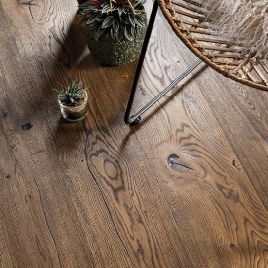Boen Handcafted Tölgy Antique Brown, Espressivo, Live Natural olajozott, klikkes szalagparketta. 10114592