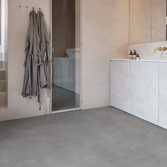COREtec The Essentials Tile 50 LVT 1695 Polished Concrete 95, klikkes, halszálka vinyl padló
