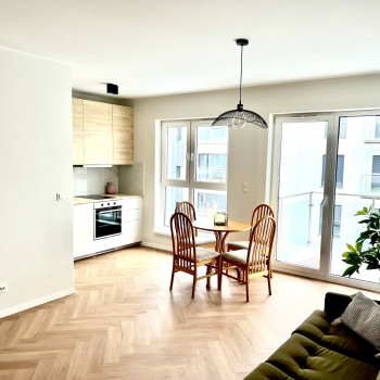 EGIBI Herringbone Jagerndorf klikkes SPC padló integrált alátéttel